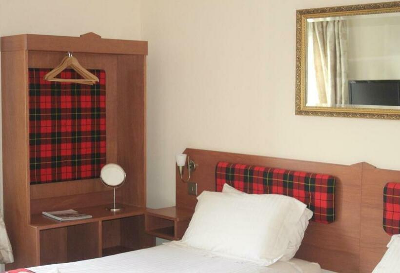 Номер Стандарт, Highland House Callander