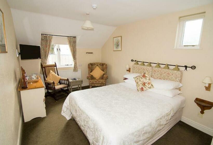 Классический Номер, The Abbey Hotel & Apartments