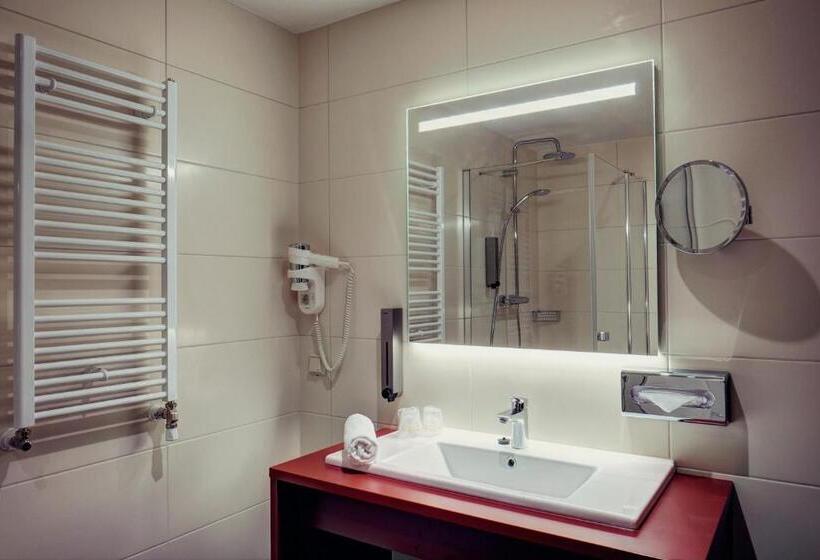 Полулюкс, Amedia Amsterdam Airport Schiphol, Trademark Collection By Wyndham