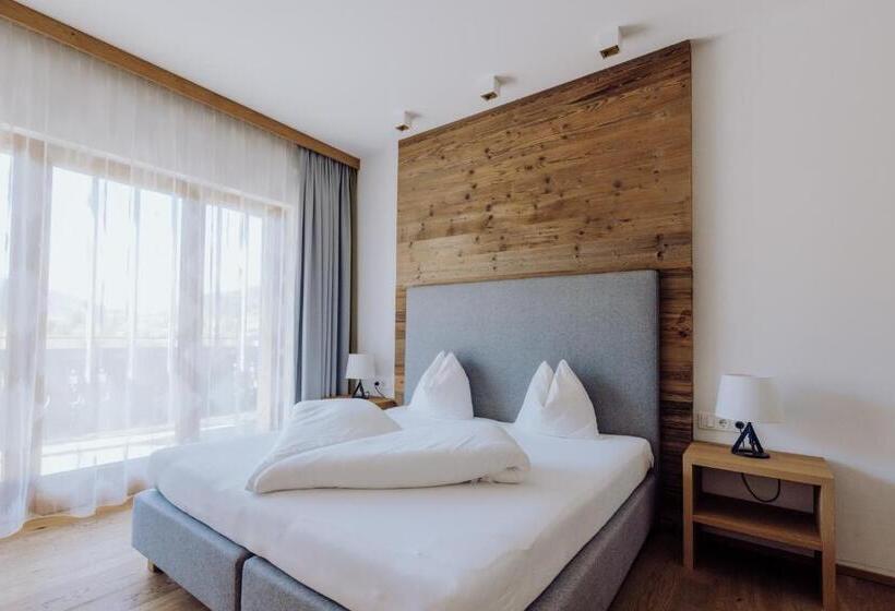 سوئیت پریمیوم, Naturresort Puradies