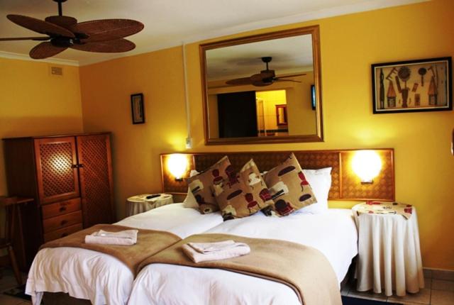 Номер Стандарт, Flintstones Guest House Durban