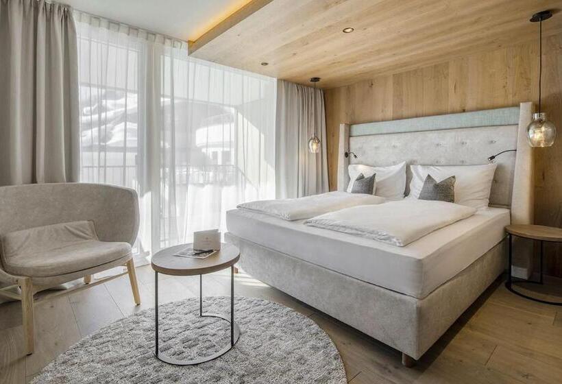 اتاق سوپریور, Das Edelweiss  Salzburg Mountain Resort