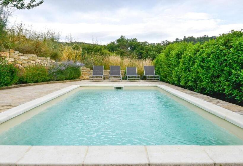 Номер Стандарт, Domaine De Fraisse