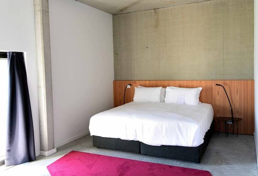 スイート（家族用）, Belvue