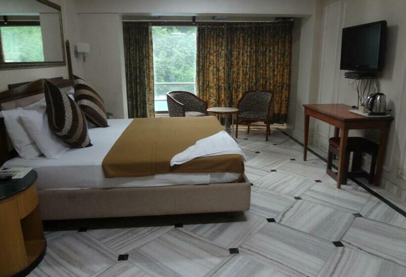Single Deluxe Room, Royal Park Hotel Dockyard