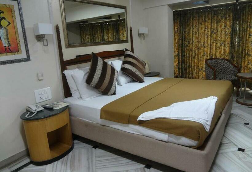 Deluxe Room, Royal Park Hotel Dockyard