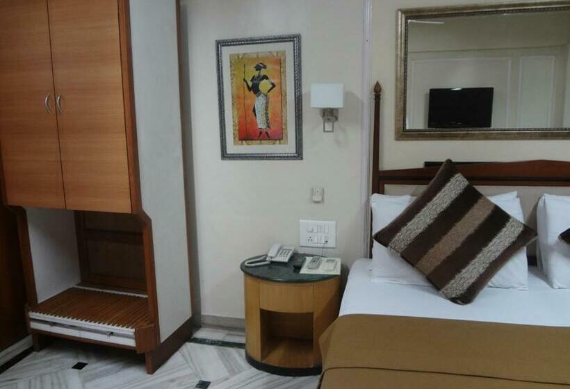 Deluxe Room, Royal Park Hotel Dockyard