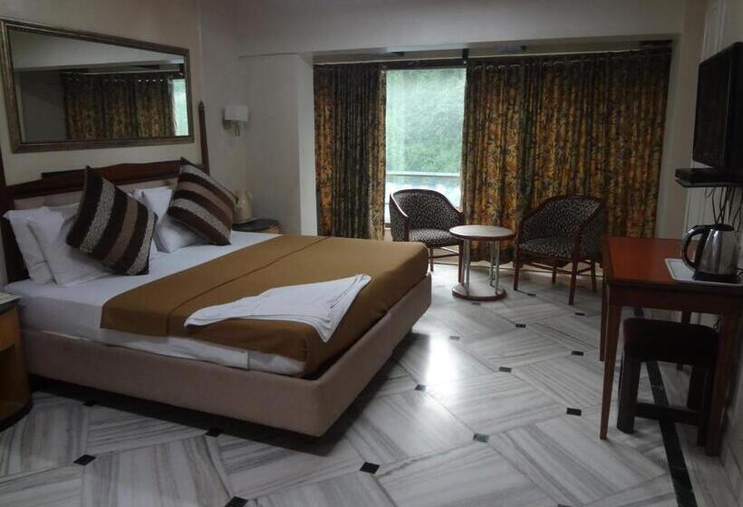 Superior Room, Royal Park Hotel Dockyard