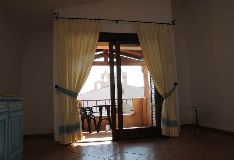 Студия Стандарт, Il Borgo Di Punta Marana