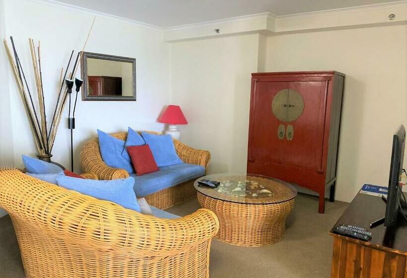 Апартаменты 2 Спальни, The Meriton Apartments On Main Beach