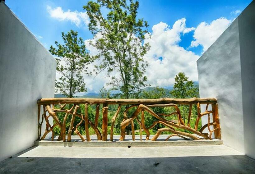 Номер Deluxe с Балконом, The Tea Tree Resort