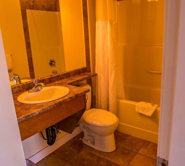 デラックスルーム, Sahara Courtyard Inn Penticton