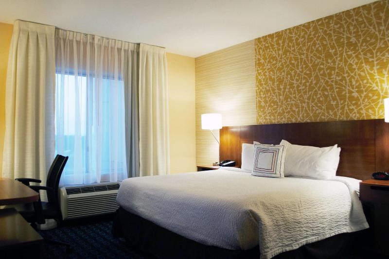 带大床的标准间, Fairfield Inn & Suites By Marriott Stroudsburg Bartonsville/poconos