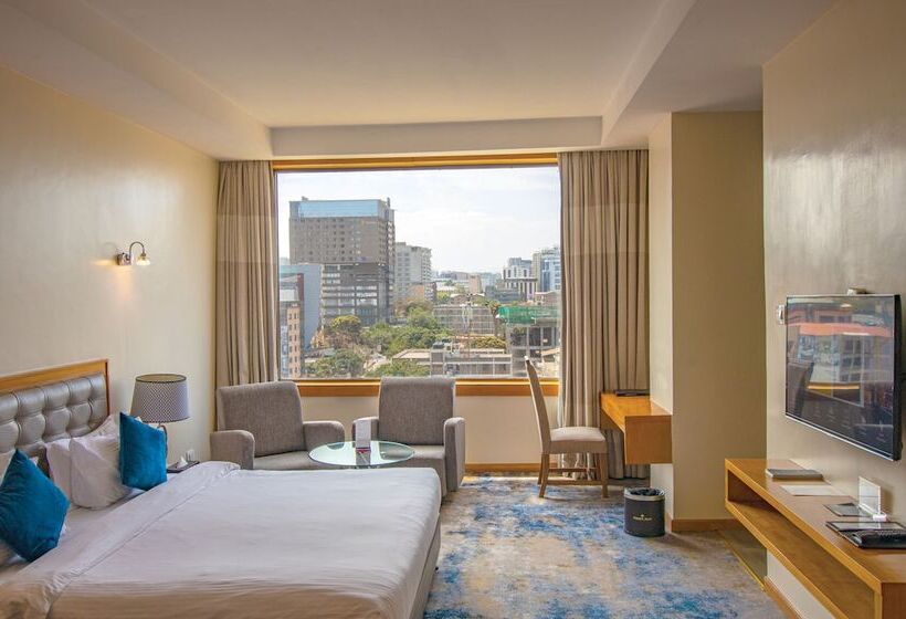اتاق لوکس با چشم‌انداز شهر, Golden Tulip Westlands Nairobi