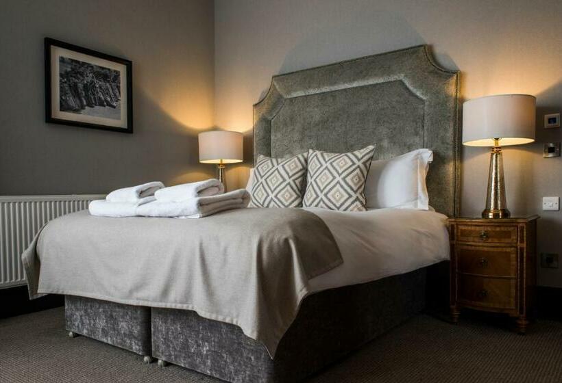 سوییت لوکس, Kinnettles Hotel & Spa