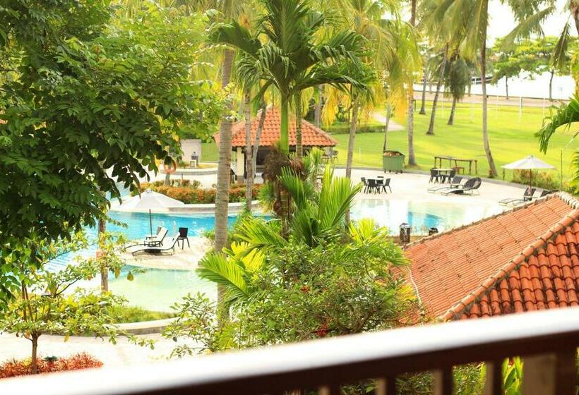 带露台的豪华间, Manado Tateli Resort And Convention