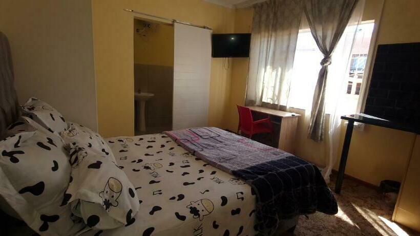 Номер Стандарт, Ojong S Guesthouse Kraaifontein   Eikendel
