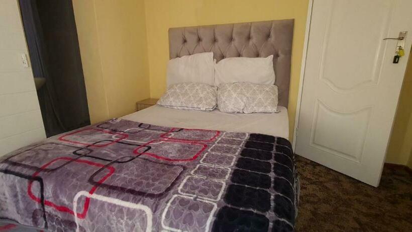 Номер Стандарт, Ojong S Guesthouse Kraaifontein   Eikendel