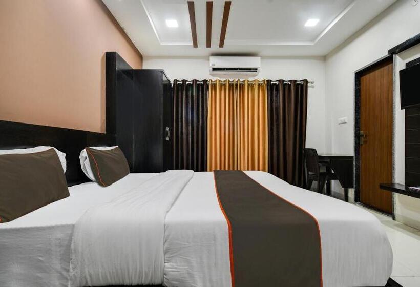 スタンダードルーム, Santushti Hotel & Restaurant, Indore