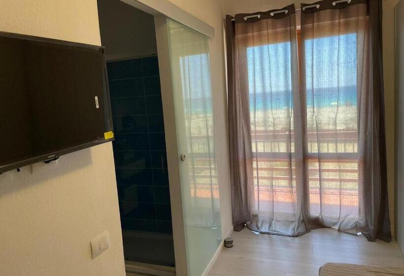 اتاق استاندارد با بالکن و چشم‌انداز دریا, Solanas Home Stay   Rooms