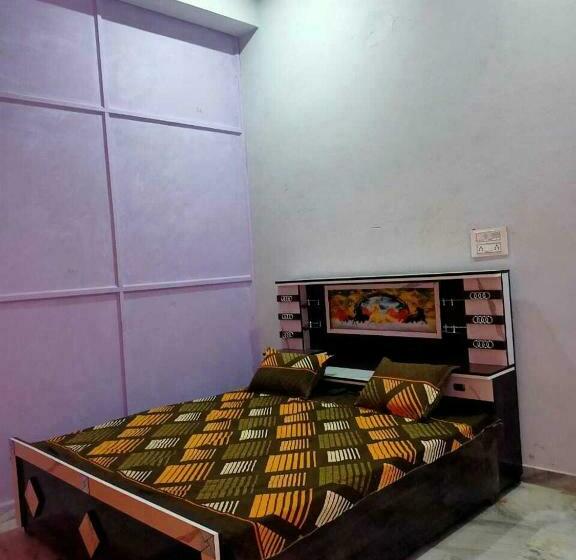 Трехместный Номер Классика, Oyo Hotel Rudhra