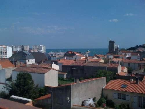 Номер Стандарт, Hôtel De La Tour