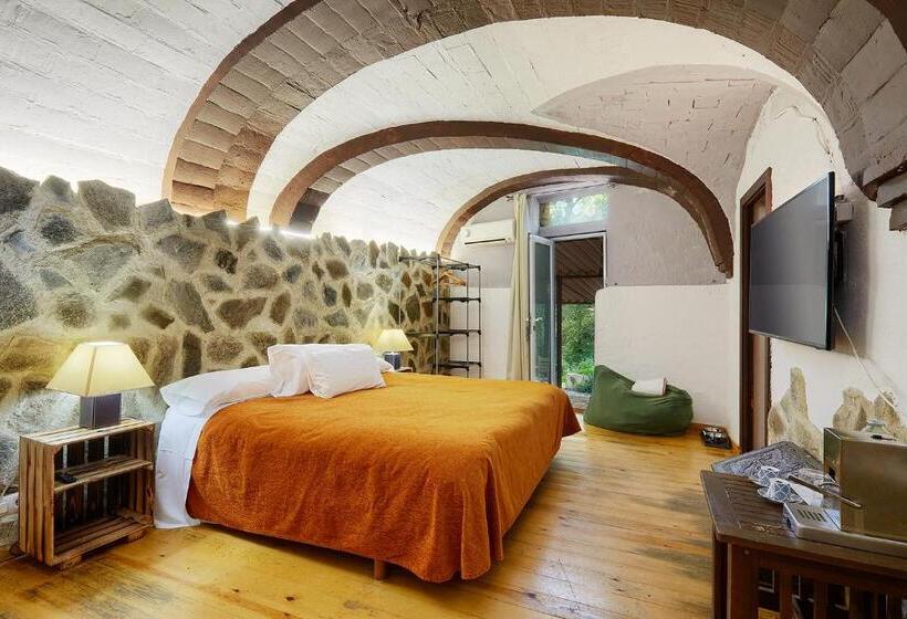 Standard Triple Room with Terrace, B&b Mas Torrencito Pet Friendly