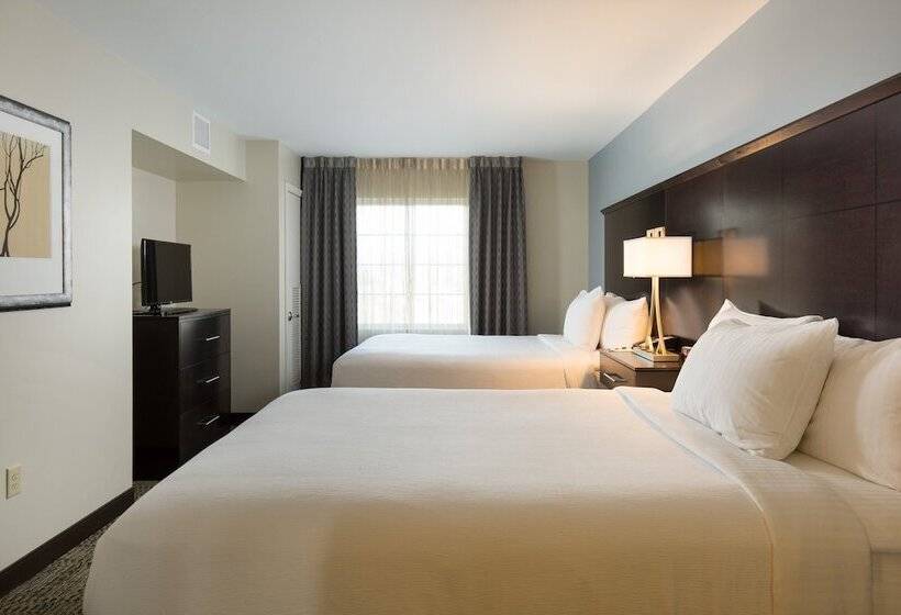 带2个卧室的套房, Staybridge Suites Corona South, An Ihg