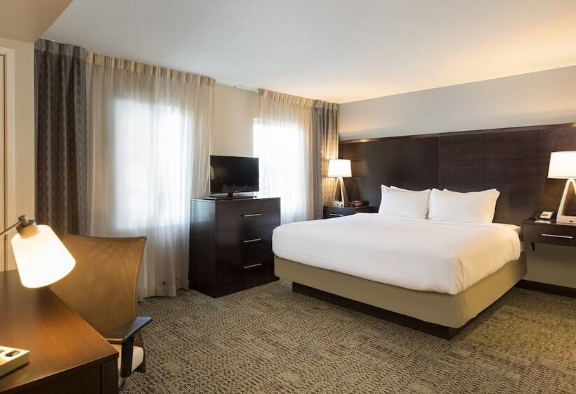 适合残疾人士使用的套间, Staybridge Suites Corona South, An Ihg