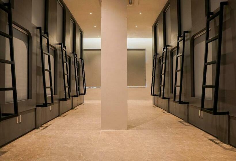 اتاق اکونومی یک تخته, Ketje Luxury Capsule Mitra Reddoorz