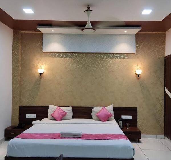 Люкс Повышенной Комфортности, Sai Residency Morbi