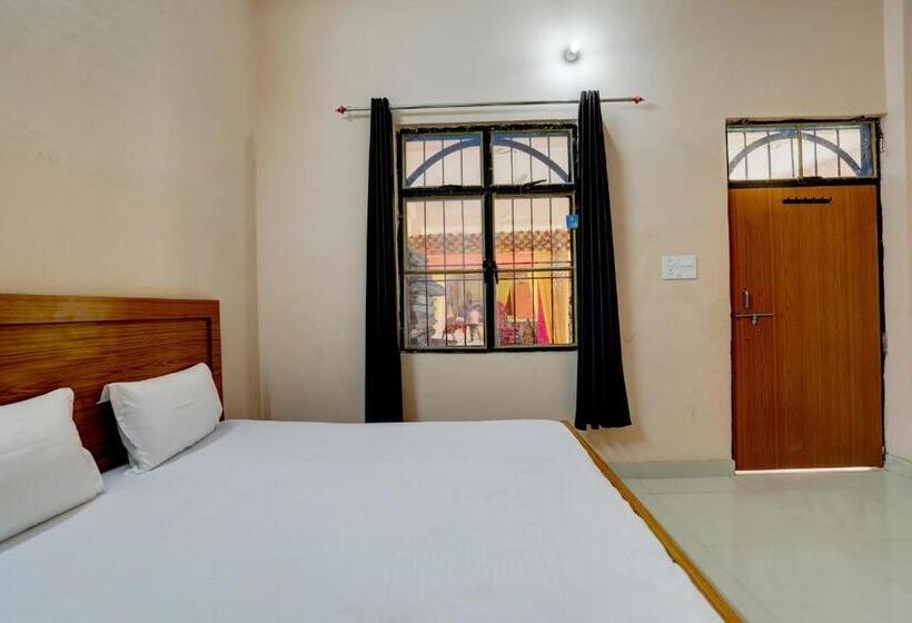 Трехместный Номер Deluxe, Oyo Uttam Haveli