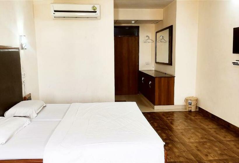 Номер Economy, International    Bus Stand Jalandhar City