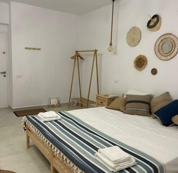 اتاق لوکس, Vadooinn