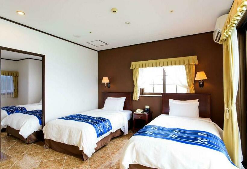 Номер Deluxe, Best Western Okinawa Kouki Beach