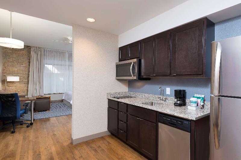 스탠다드 스튜디오 킹침대, Homewood Suites By Hilton Grand Rapids Downtown