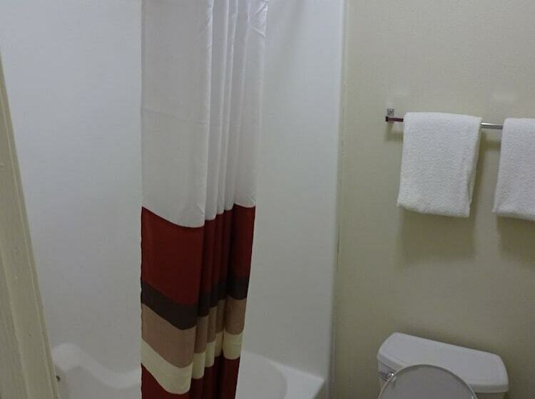 Номер Deluxe, Red Roof Inn Indianapolis  Castleton
