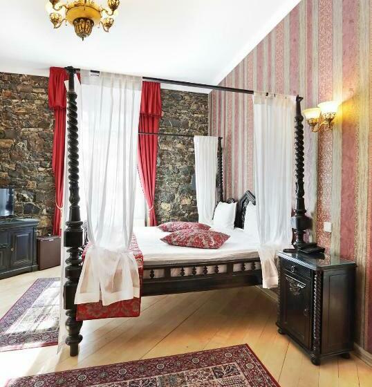 غرفة ديلوكس, Regal 1880