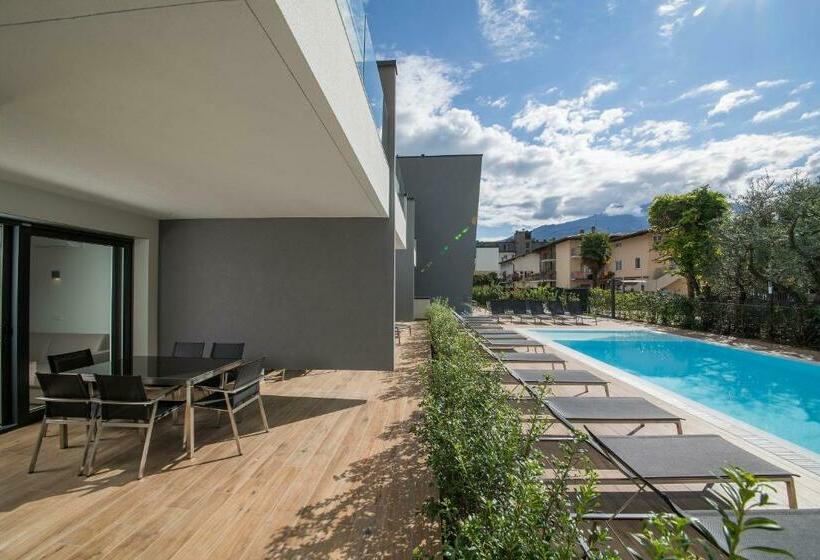 ２ベッドルームアパートメント, Riva Lake Lodge
