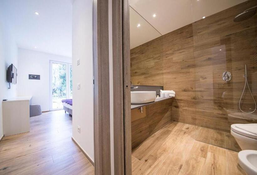 ２ベッドルームアパートメント, Riva Lake Lodge