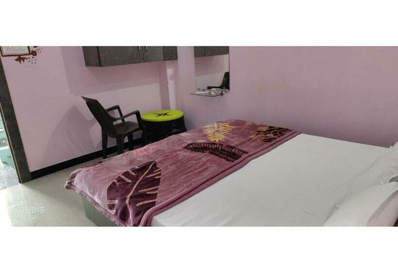 Номер Deluxe, Jai Shree Mahakal Guest House, Ujjain