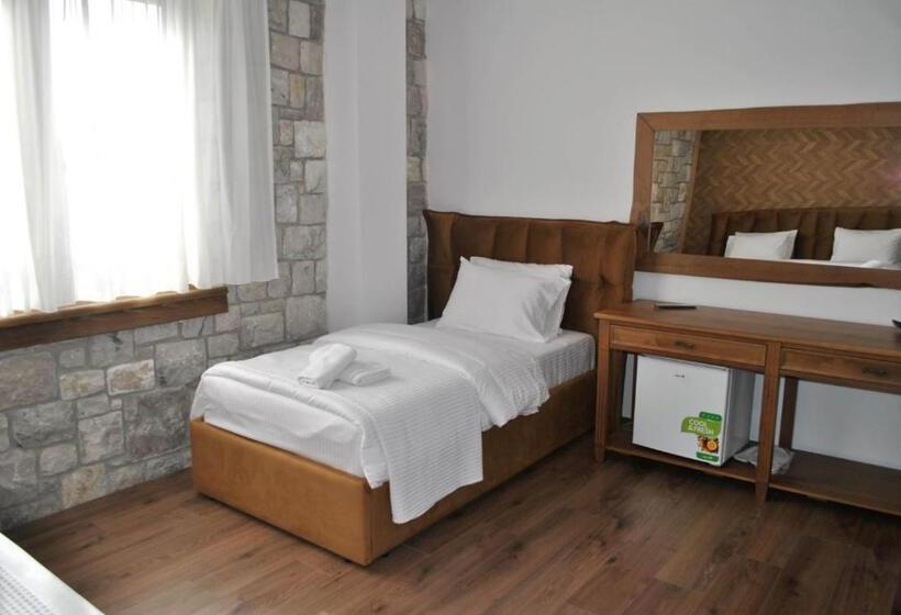 Четырехместный Номер Deluxe, Boutique Vila Fidani