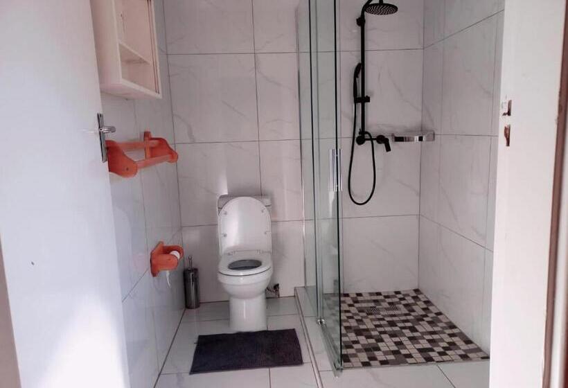Номер Deluxe, Mino Guest House