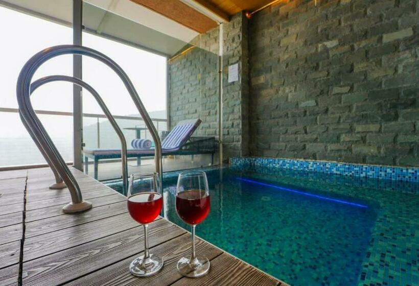 전용 풀장 스위트, Anantam Resort & Spa