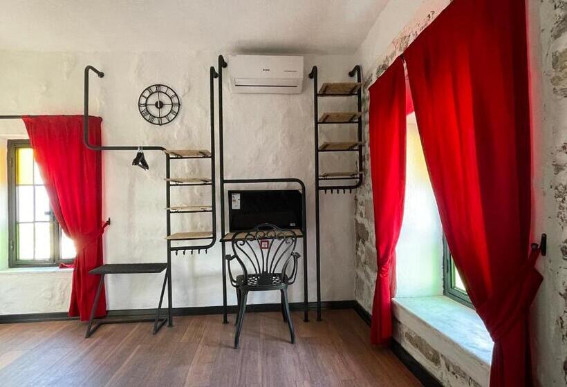Номер Стандарт, Romalı Guesthouse