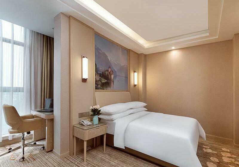 Номер Стандарт Индивидуальный, Vienna Hotel Danyang Glasses City High Speed Railway Station Dabo