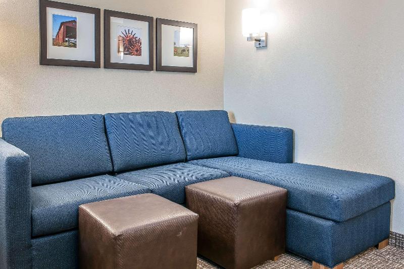 Стандартный Номер Кровать Кинг, Comfort Suites Rensselaer Near Fair Oaks