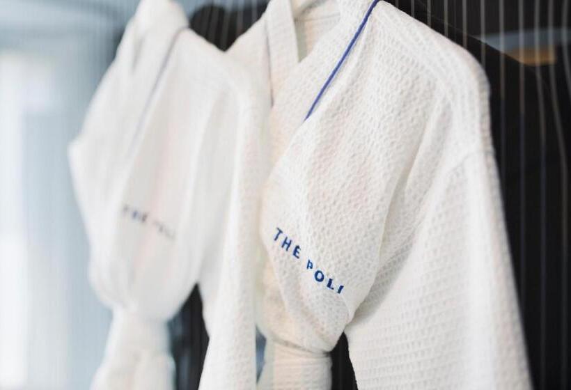 Classic room with balcony, Poli House By Afi Hotels