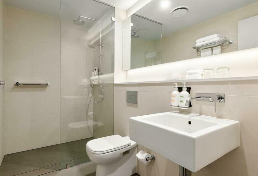 带大床的标准间, Holiday Inn West Perth, An Ihg