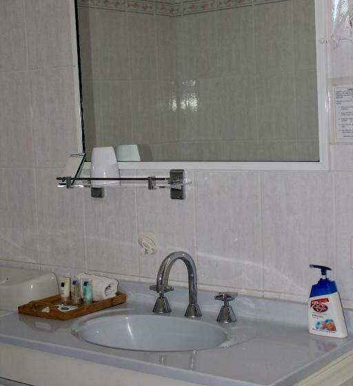 Номер Deluxe, Town And Country Motor Inn